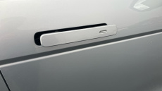 Land Rover Range Rover Evoque 2.0 P200 HSE 5dr Auto Petrol Hatchback